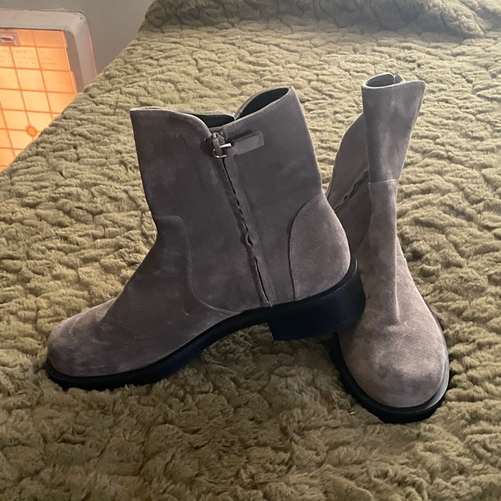 Stuart Weitzman Gray Suede Ankle Boots—new-never worn
Make offer